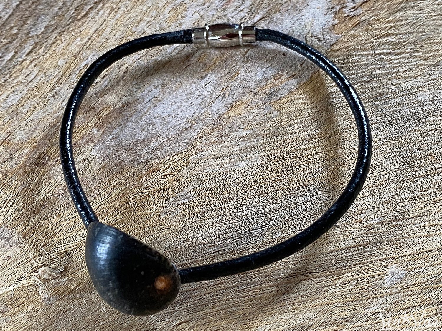 Black Leather with Kupe'e Shell  (#0726) | IMG_0726.jpg